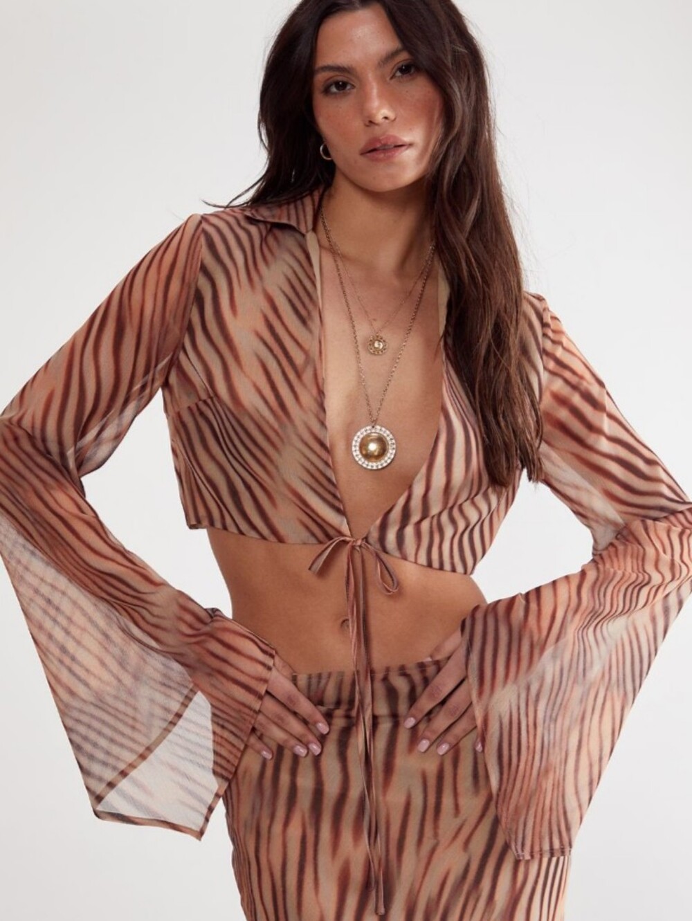 New Nasty Gal Animal Pattern Brown and Tan Tie-Front Crop Top Size Woman's 8